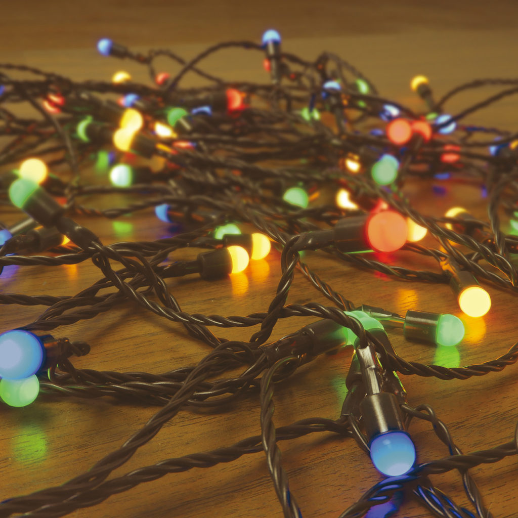 Christmas Lights For Your Home: A Buying Guide 